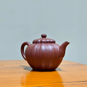 宜興紫砂壺紫泥筋紋菊花瓣壺180CC