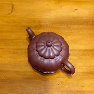 宜興紫砂壺紫泥筋紋菊花瓣壺180CC