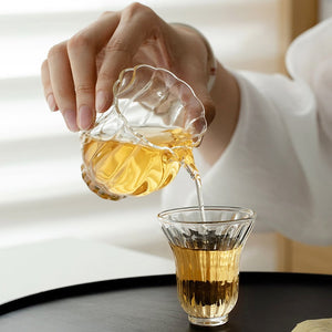 晶瑩剔透的水仙迷你小茶海