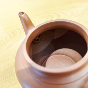 半手工宜興紫砂壺小煤窯朱泥笑櫻壺的內部