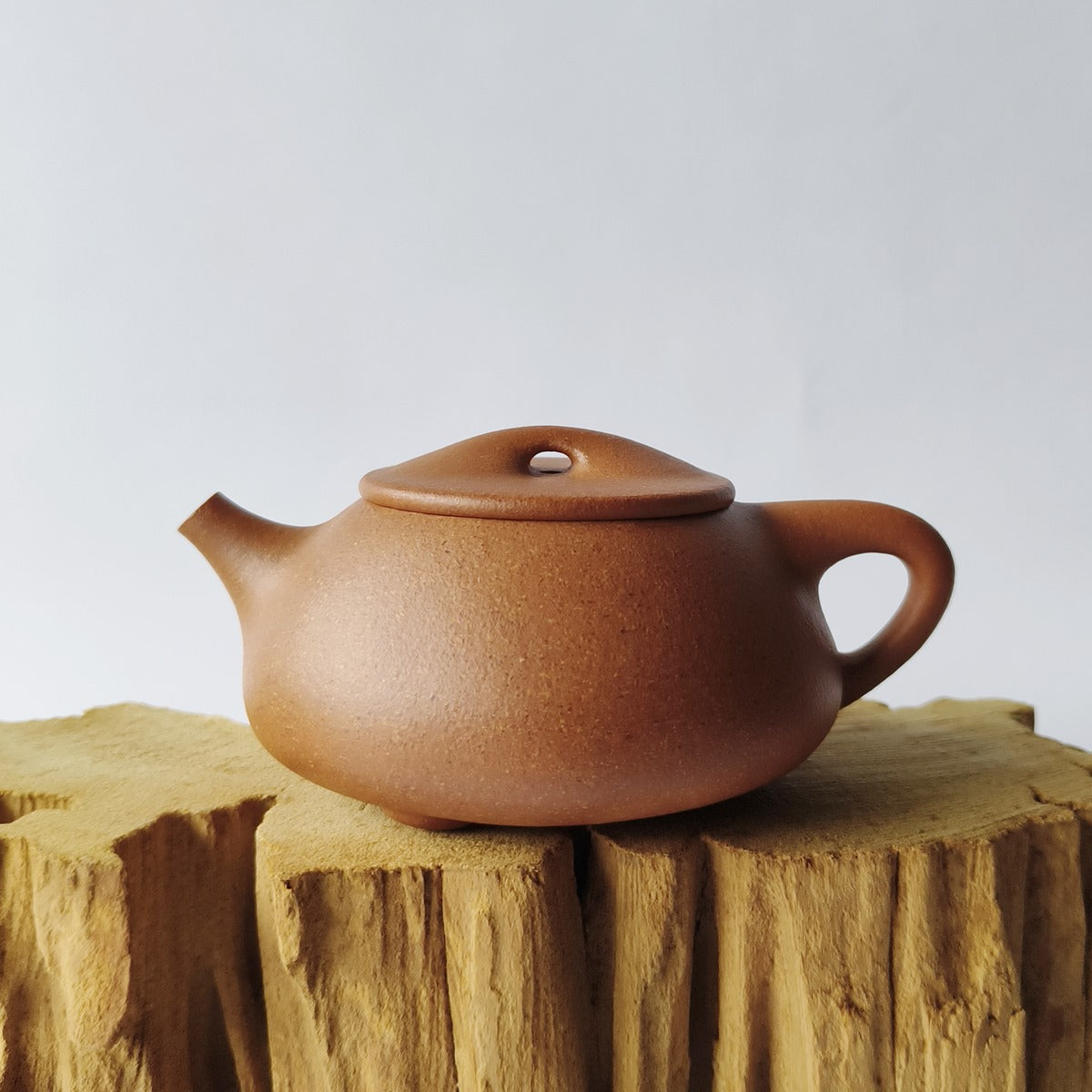 宜興紫砂壺黃降坡泥景州石瓢壺300CC側面圖