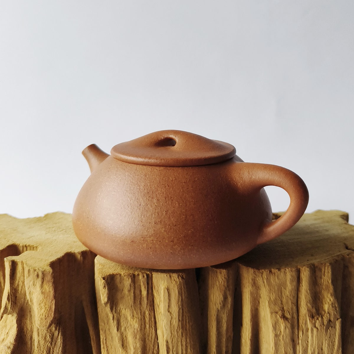 宜興紫砂壺黃降坡泥景州石瓢壺300CC側面圖