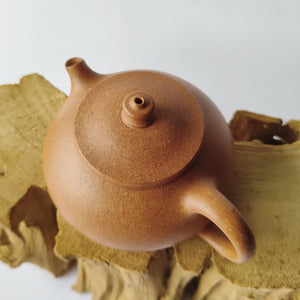 紫砂壺宜興原礦黃金段泥寒江壺140CC