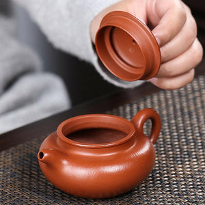 劉春鳳的全手工朱泥仿古壺容量190cc
