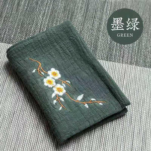 棉麻刺繡梅花茶巾