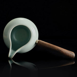 豐子汝窯茶海公道杯-天青側把180cc.