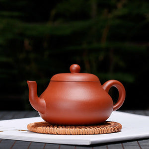 宜興紫砂清水泥君德壺140cc.