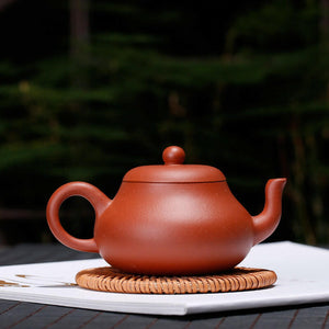 宜興紫砂清水泥君德壺140cc.