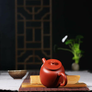 宜興紫砂茶壺西施金鐘180cc.