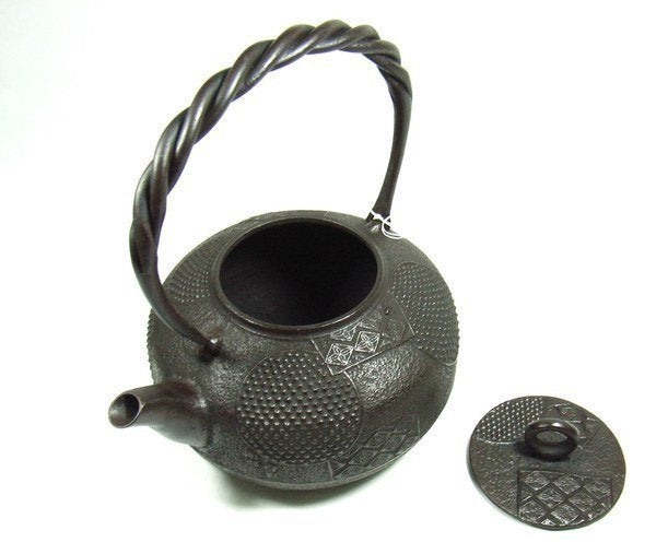 日本南部鐵器鐵壺之製造法
