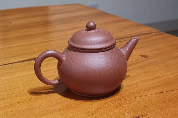 紫砂茶壺為何會有異味呢