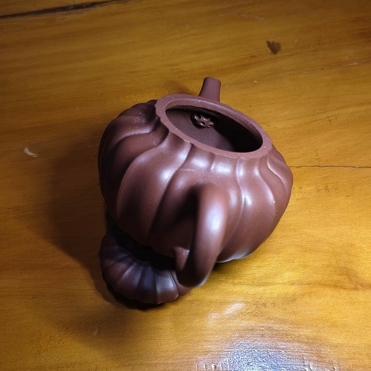 紫泥筋紋文瓢壺200CC壺內部出水孔