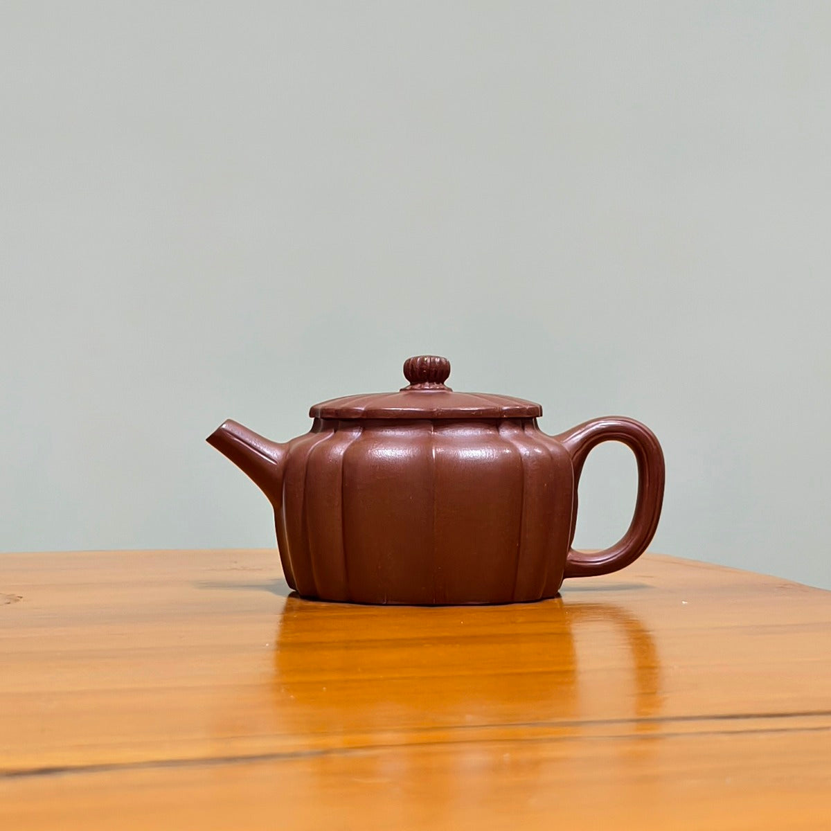 宜興紫砂壺筋紋四方菱花壺紫泥