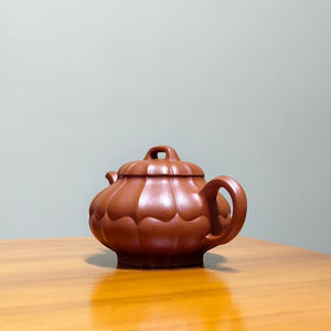 宜興紫砂壺朱泥筋紋合菱壺140CC