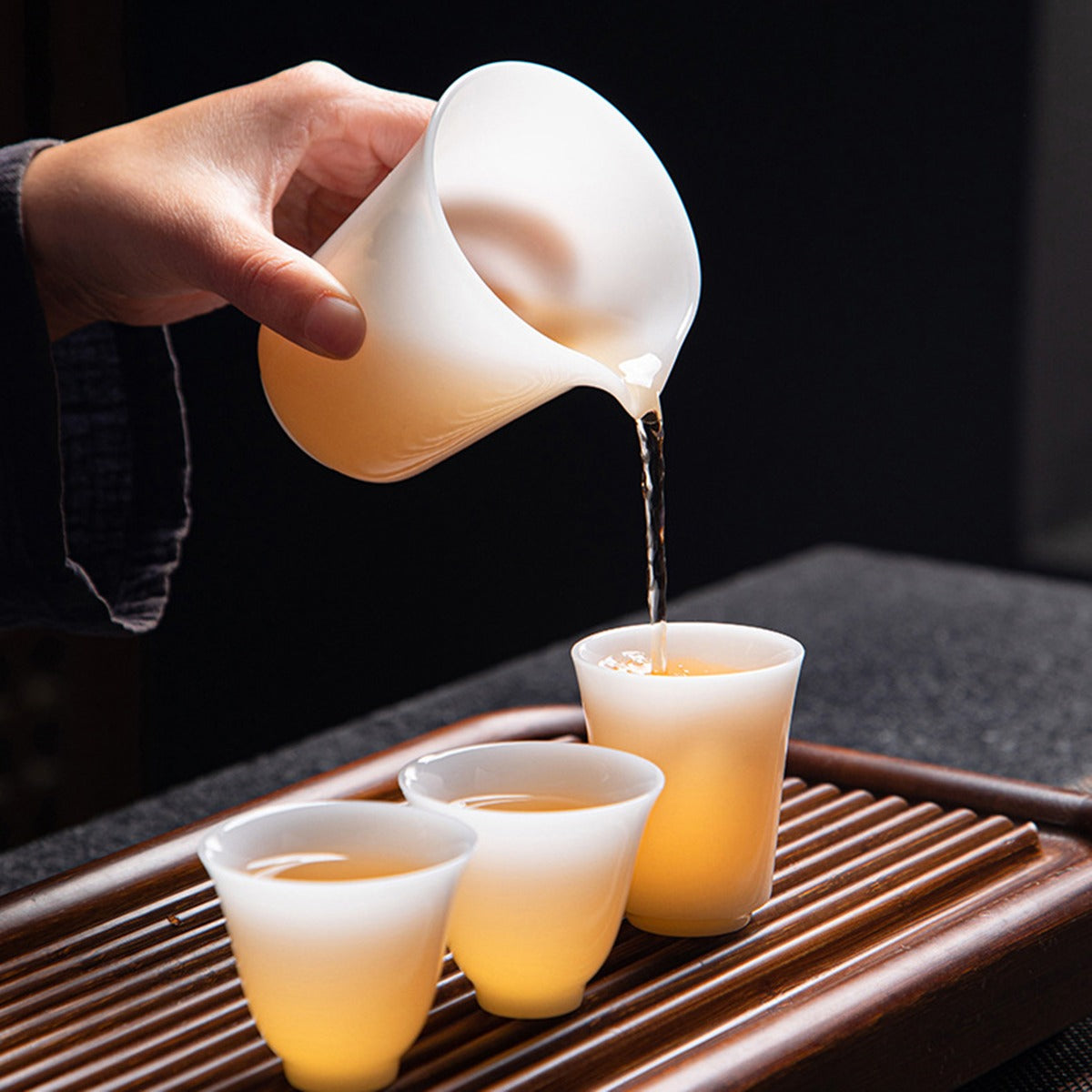 羊脂玉冰種玉瓷公道杯-直身220cc