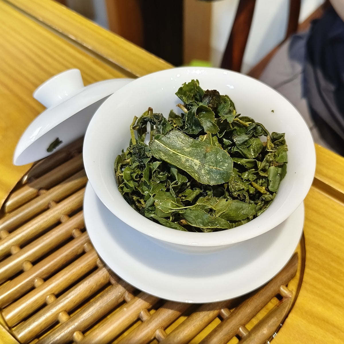 大禹嶺高山茶的葉底軟嫩的翠綠色