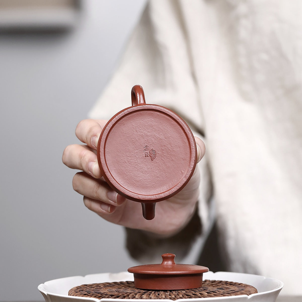 宜興紫砂壺朱泥迷你小品雲柱壺50cc