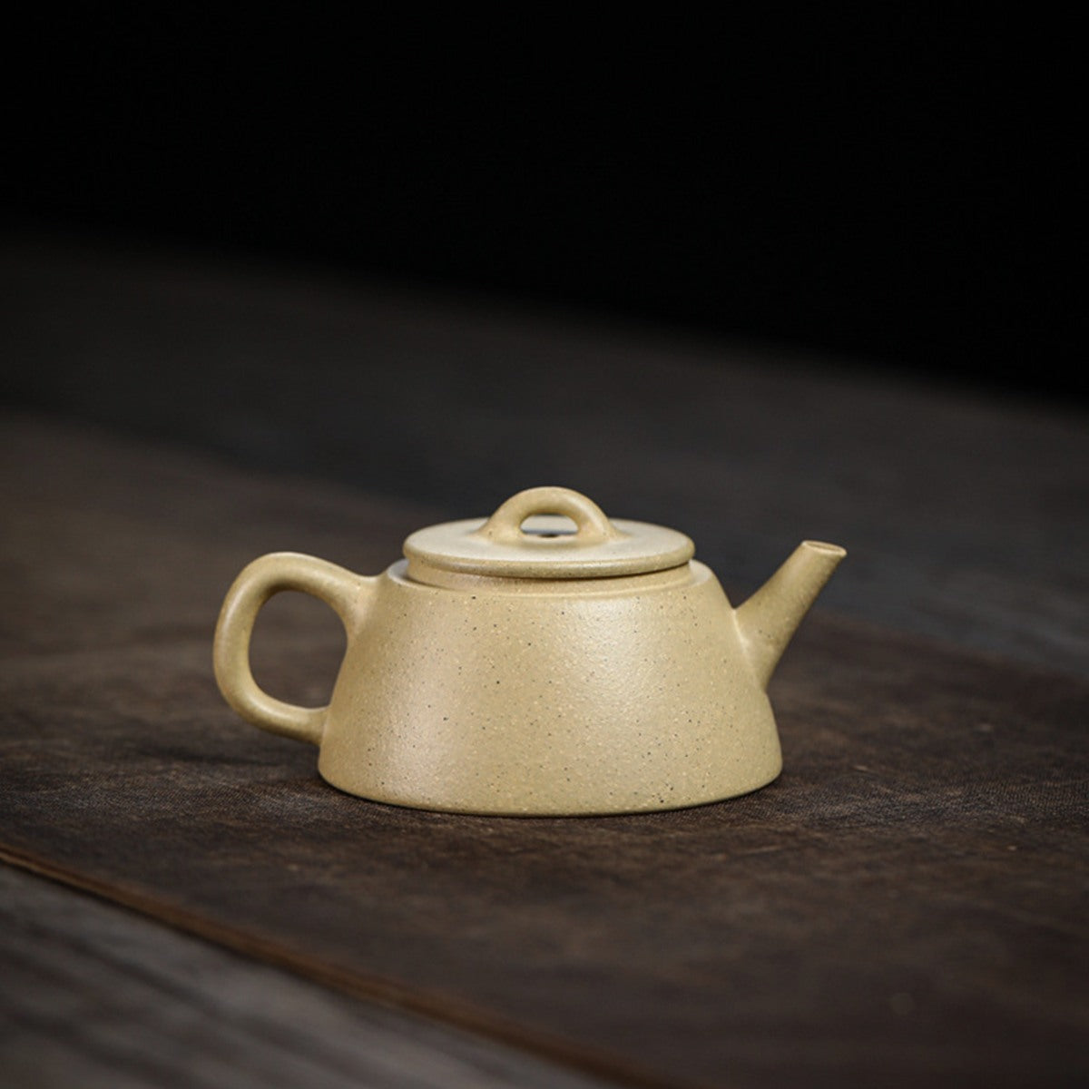 紫砂壺宜興本山綠泥漁罩壺130CC