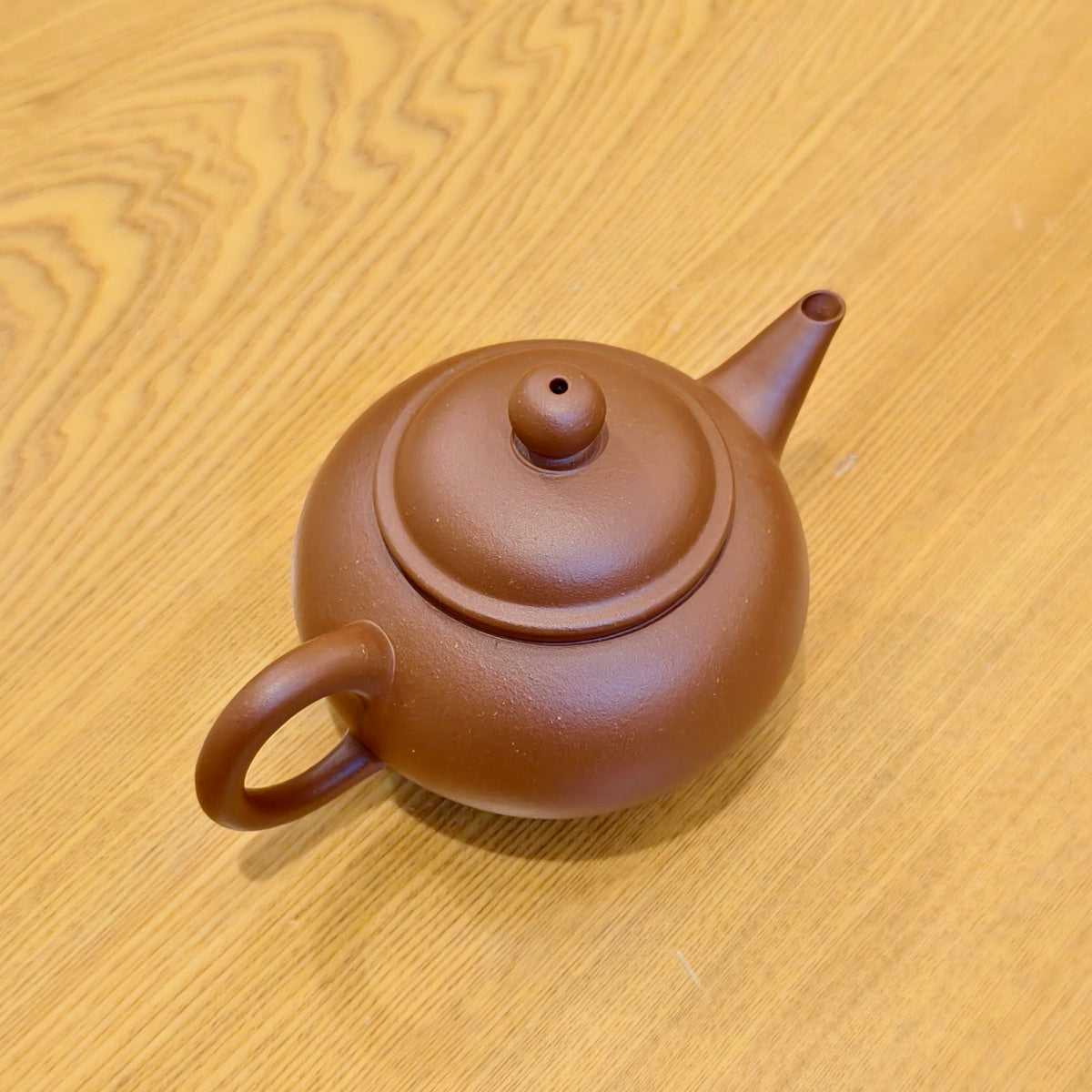 宜興紫砂 宜興經典紫砂泡茶壺原礦生砂朱泥標準壺140CC容量適中適合沖泡