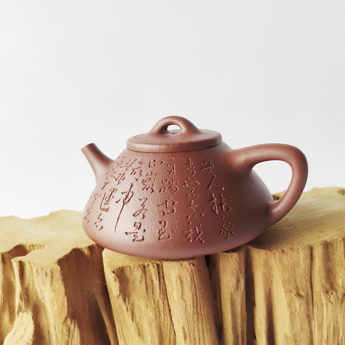宜興紫砂壺全手工紅降坡泥子冶石瓢壺220CC精美刻繪梅花– 嵐雲茶業