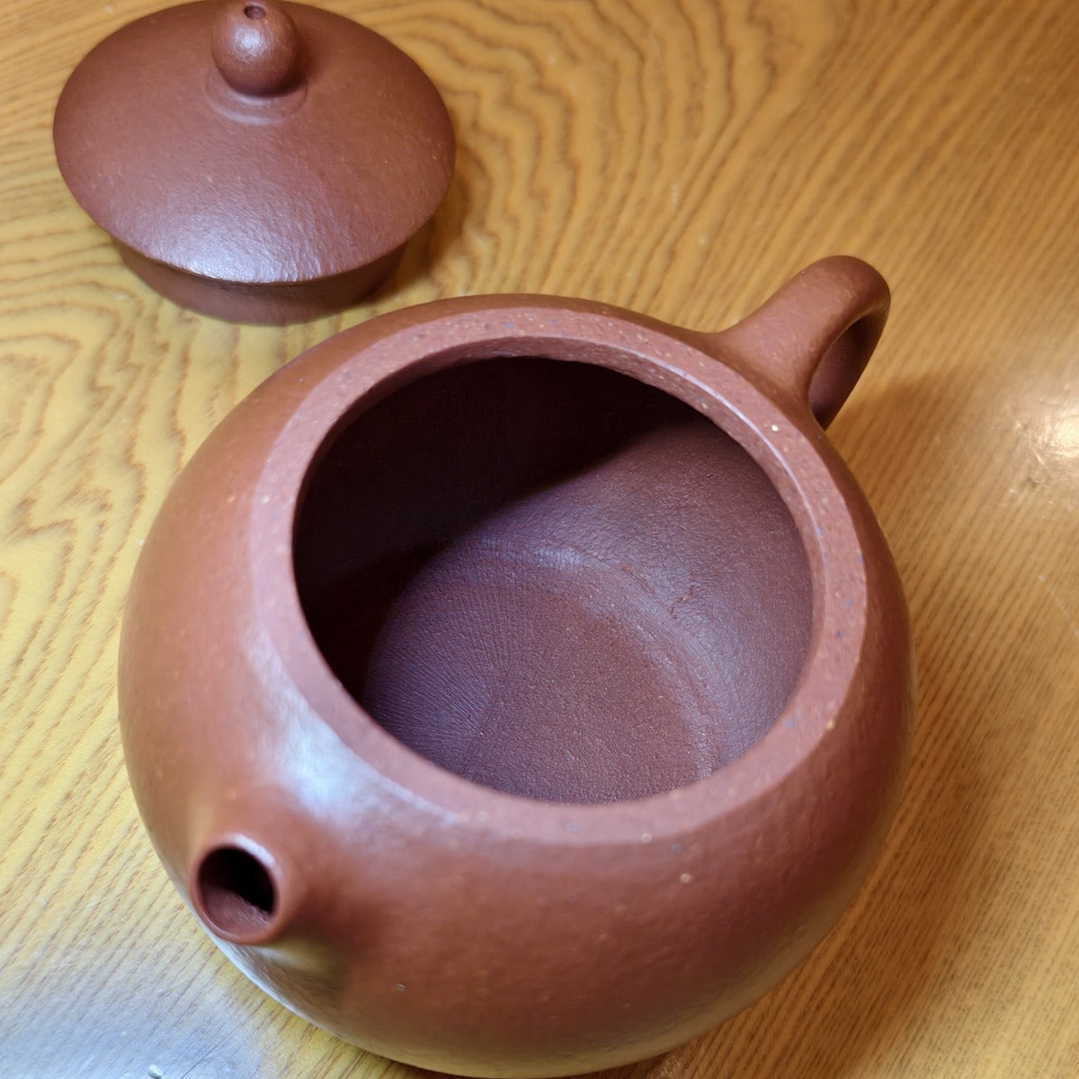 全手工製作的紫砂壺內壁章西施壺內部