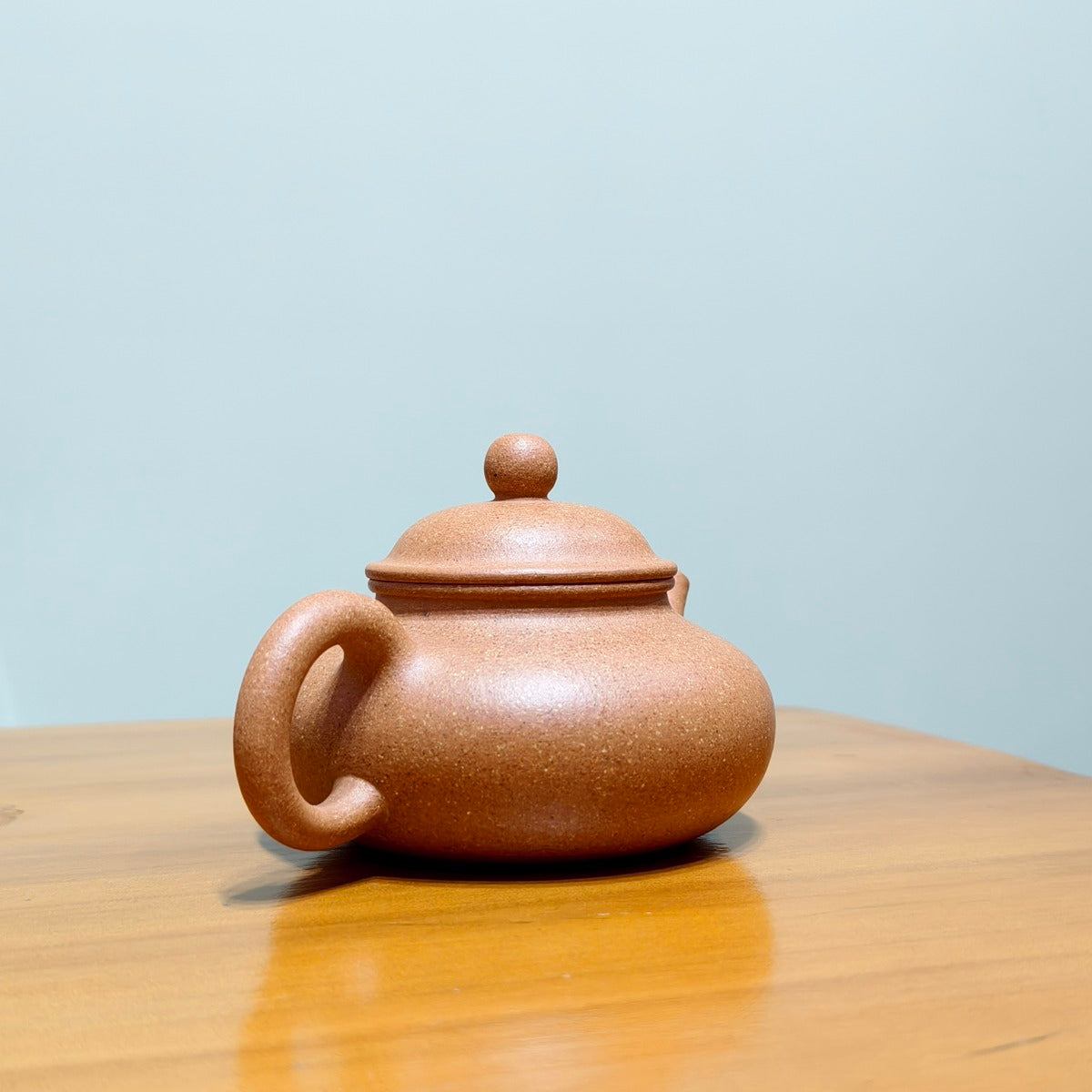 宜興紫砂壺　黄金段泥　高石瓢壺　約150ml 宜興紫砂壺｜黃金段泥全手工容天壺150CC – 嵐雲茶業