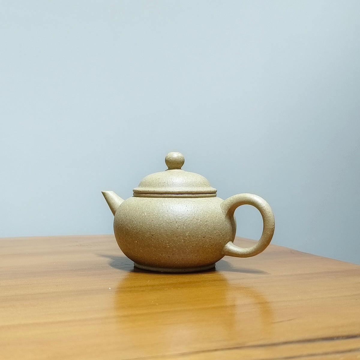 宜興紫砂壺｜梨皮綠泥全手工水平標準壺110CC – 嵐雲茶業